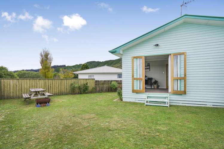 21 Pollard Street Wainuiomata_12