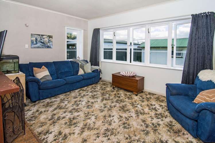 51 Masters Crescent Masterton_7