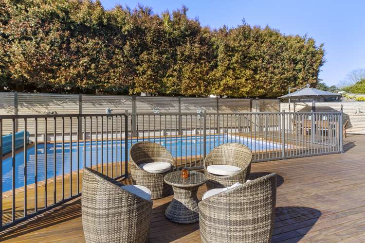 4 Holbrook Place Cockle Bay_22