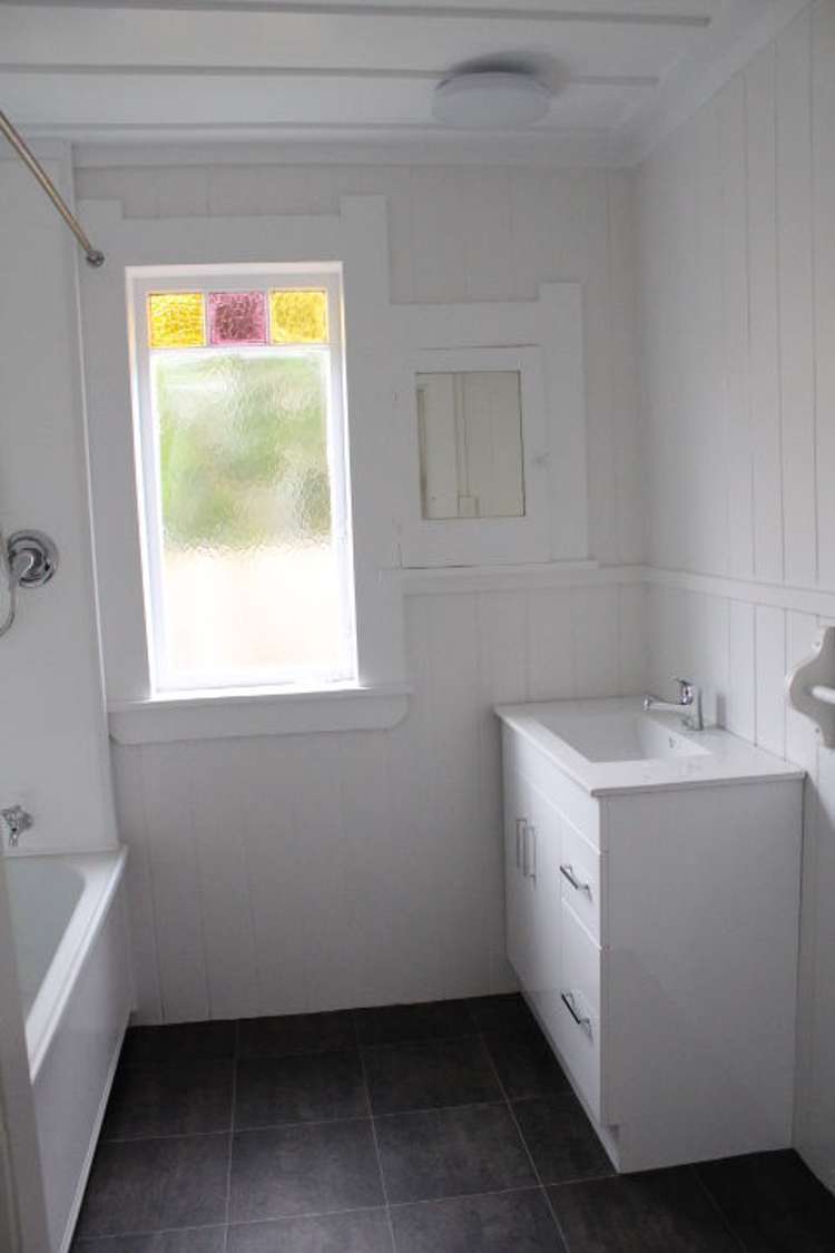 69 Albert Street Hamilton East_11