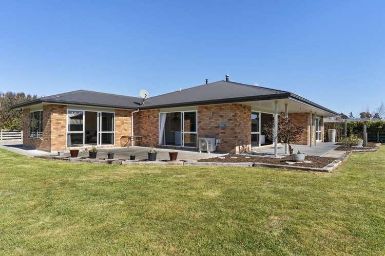 4 Camellia Lane Carterton_31