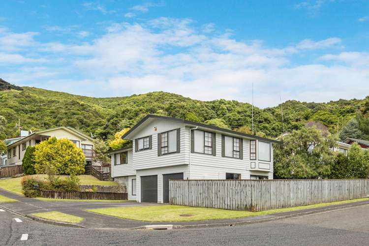 14 Brasenose Place Tawa_18