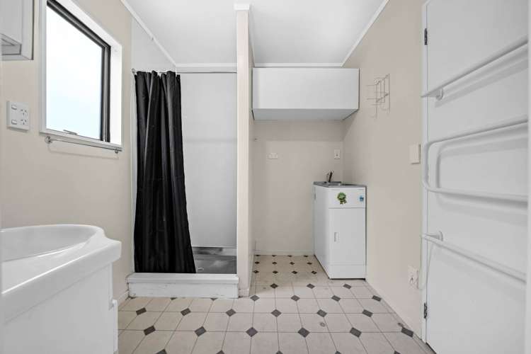 9 & 9A Sherie Place Howick_11