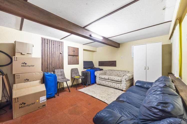 20 Saunders Street Brockville_16