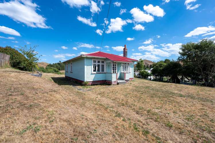 39 Taranui Street Ohura_10