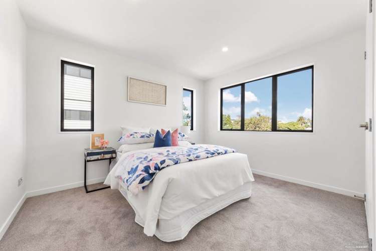 2/57 Kervil Avenue Te Atatu Peninsula_6