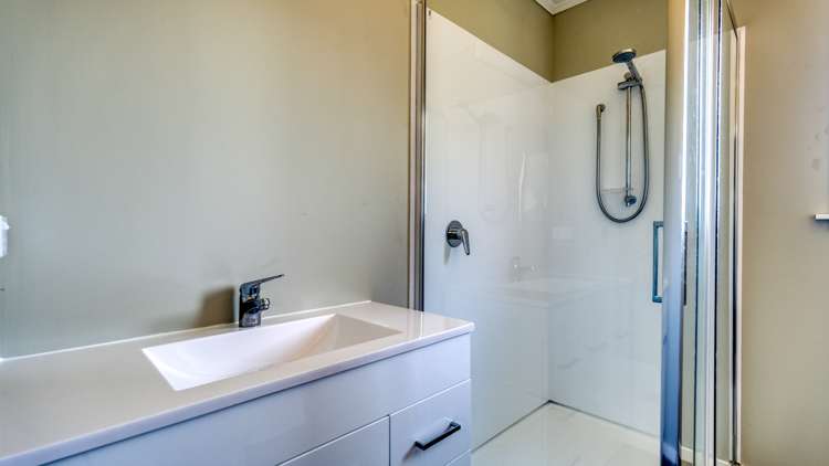 96 North Road Kaitaia_14