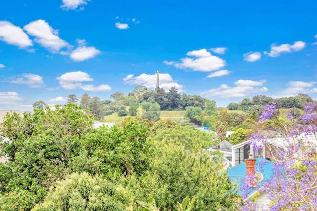 2/12 King Edward Avenue Epsom_2