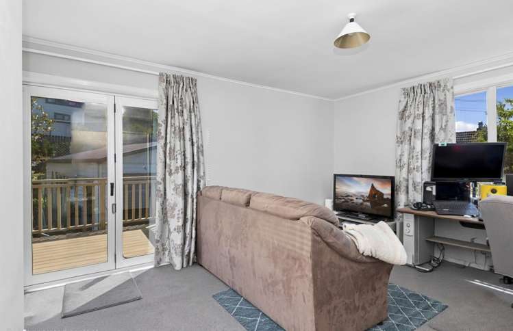 14 Aparangi Crescent Elsdon_16