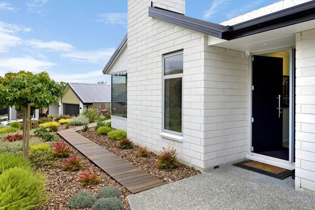 71 Sunningdale Drive Stoke_4