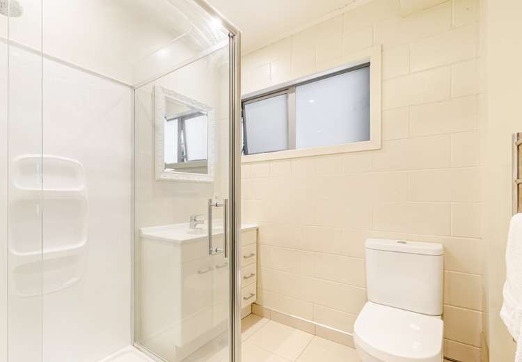 10 Coromandel Crescent Mairangi Bay_14