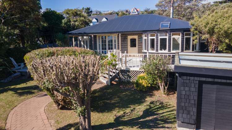 14 Whanake Street Titahi Bay_38