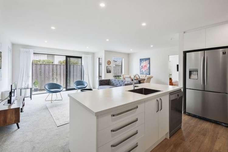 15 Grey View Grove Rangiora_2