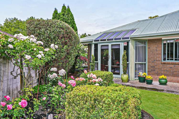 24 Brompton Drive Taradale_16