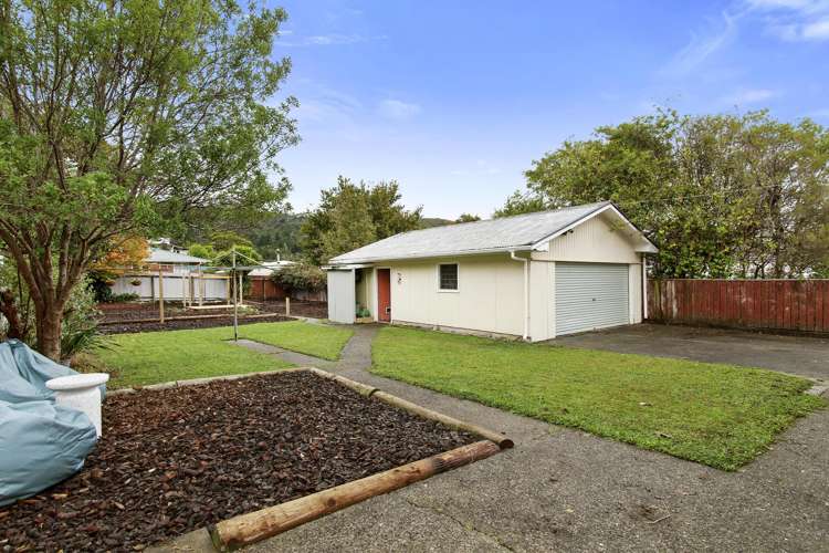 14 Lowry Crescent Stokes Valley_13