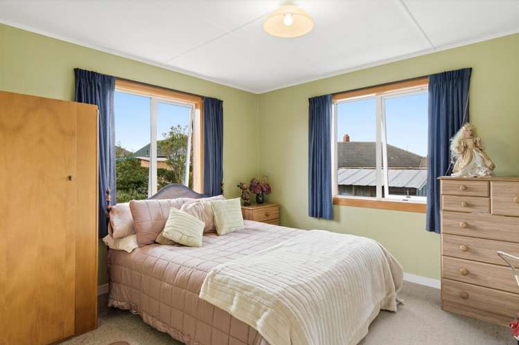 87 Riselaw Road Calton Hill_16