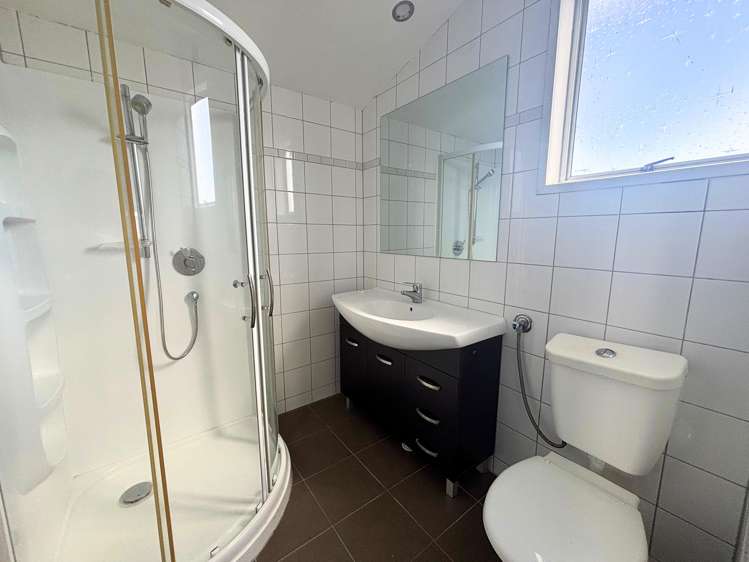 18 Stokes Avenue Te Atatu Peninsula_8