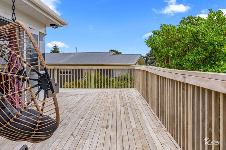 6 Bayly Street Baylys Beach_12