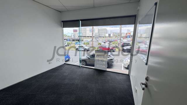 A/12 Osterley Way Manukau_1