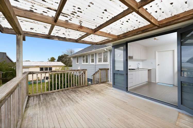 1/61 Greenslade Crescent Northcote_7