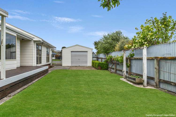 3 Kirkcaldie Grove Levin_32