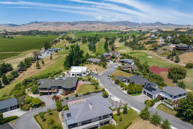 27 Pine Hill Rise Fairhall_34