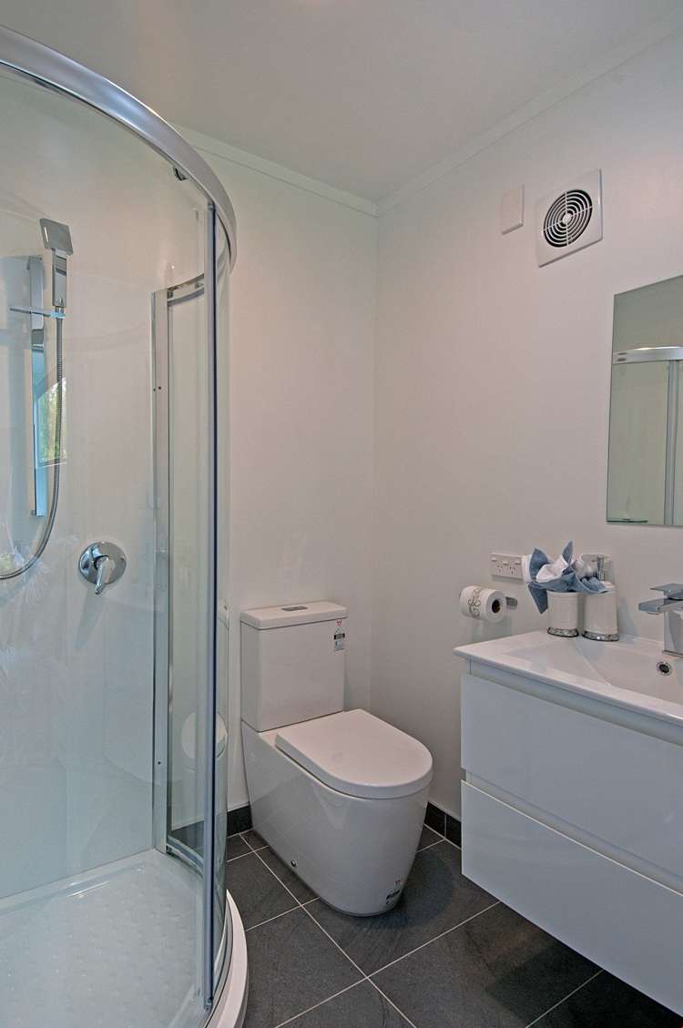 5 Taipari Road Te Atatu Peninsula_9