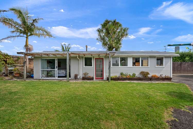 10 Edgerton Road Te Atatu Peninsula_23