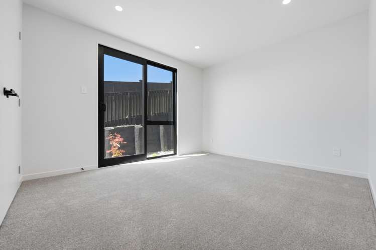 5 Halcyon Bay Lane Orewa_23