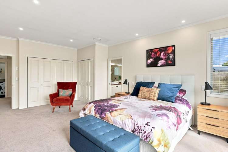 17 Orchard Grove East Taieri_13