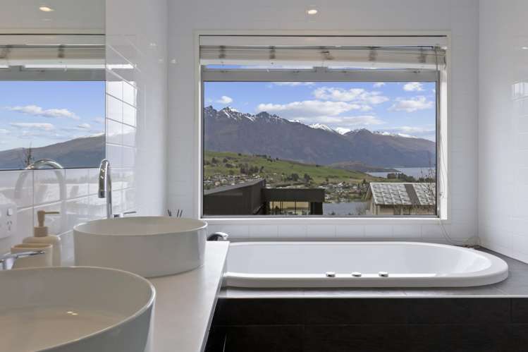 75 Hensman Road Queenstown_8