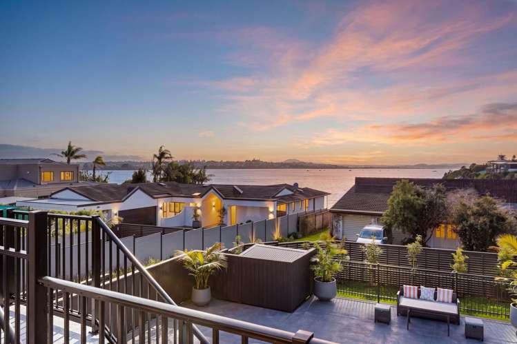114 Bramley Drive Farm Cove_4