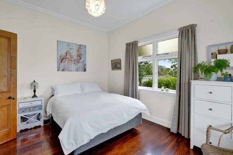 1245 Upland Road Egmont Village_18