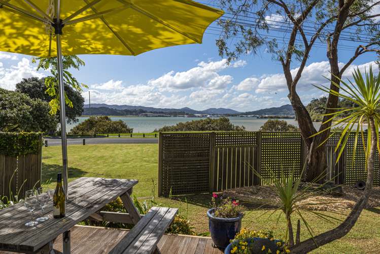 300 Beach Road Onerahi_21