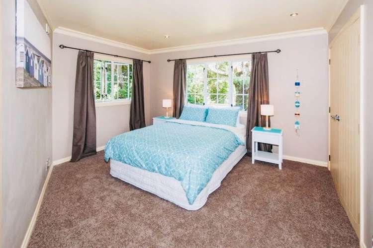 7a Cliff Road Torbay_16