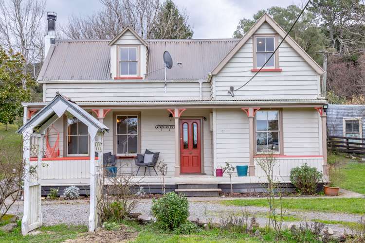 155 Cobden Road Carterton_1