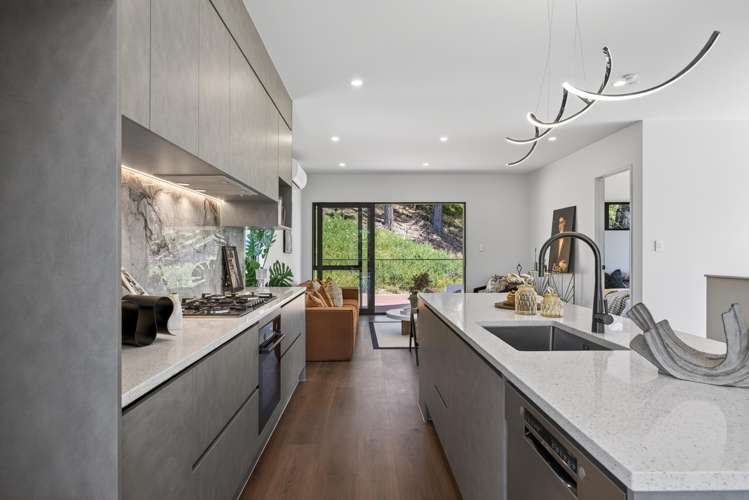 244E West Hoe Heights Orewa_8