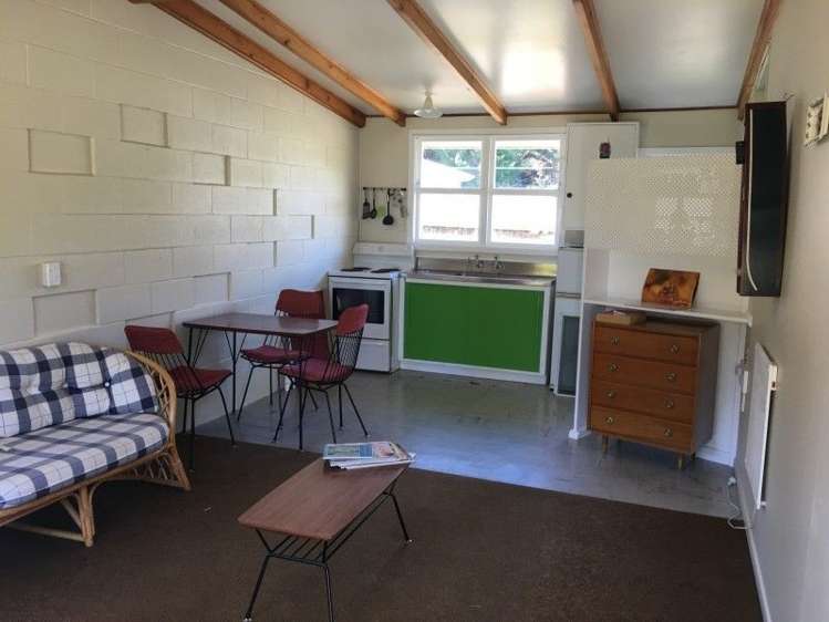 1/303 State Highway One Lake Taupo (East)_3