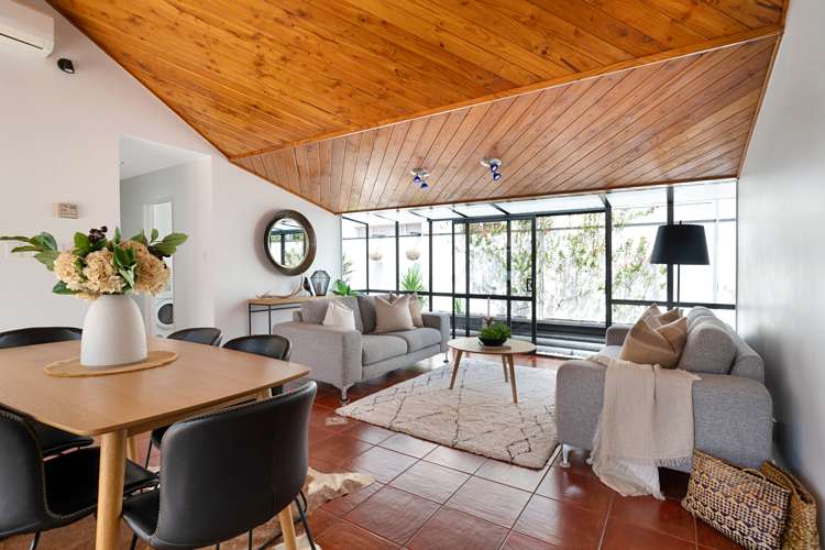 20 Taitua Drive Te Atatu South_10