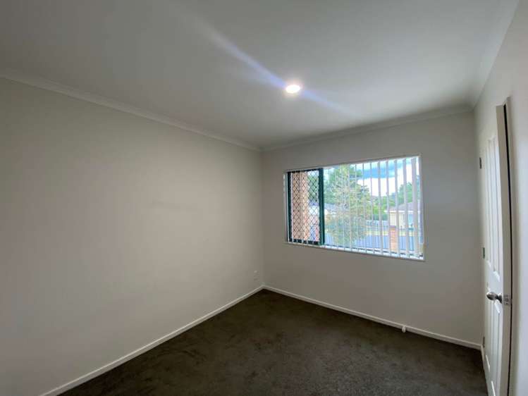 69 Castlefinn Drive Manurewa_4