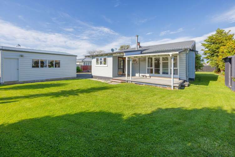 5 Allens Lane Clive_18