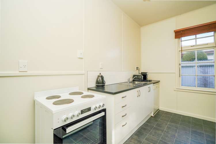 238 North Road Waikiwi_15