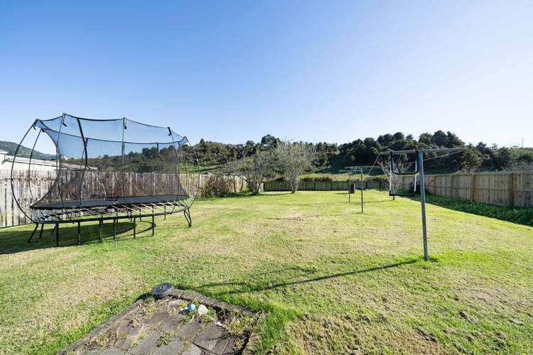 79 Valley Road Hikurangi_14