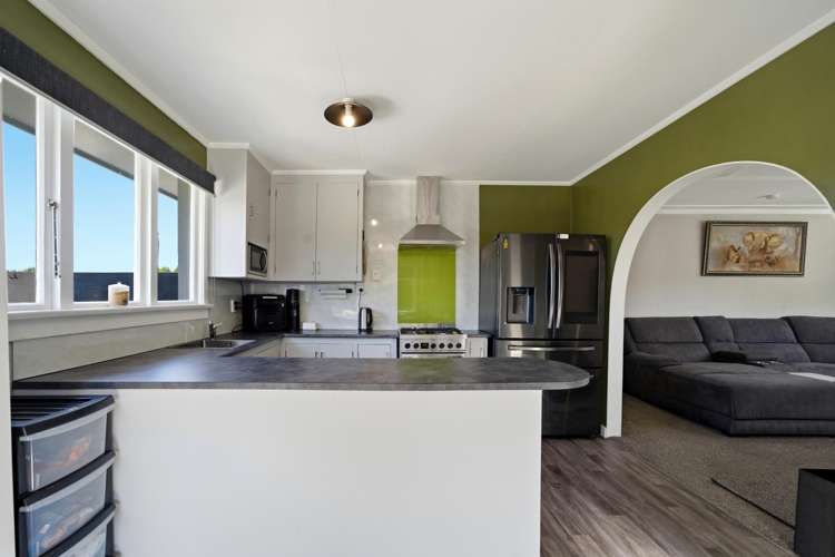 227 & 229 Bain Street Clifton_5