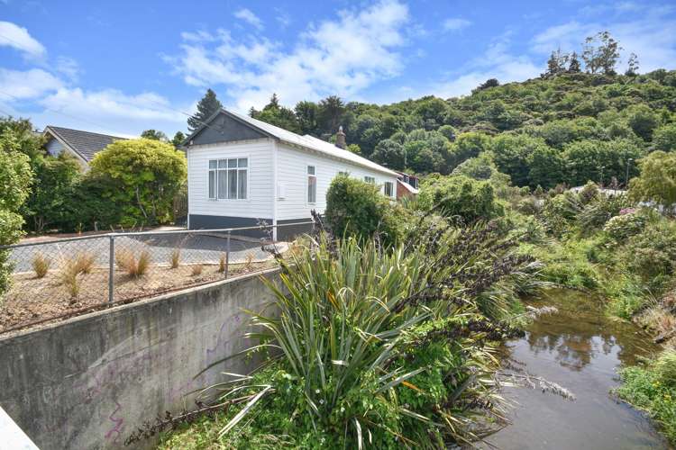 123 North Road North East Valley_17