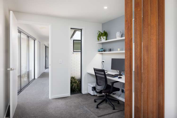 5 Evergreen Drive Woodend_16