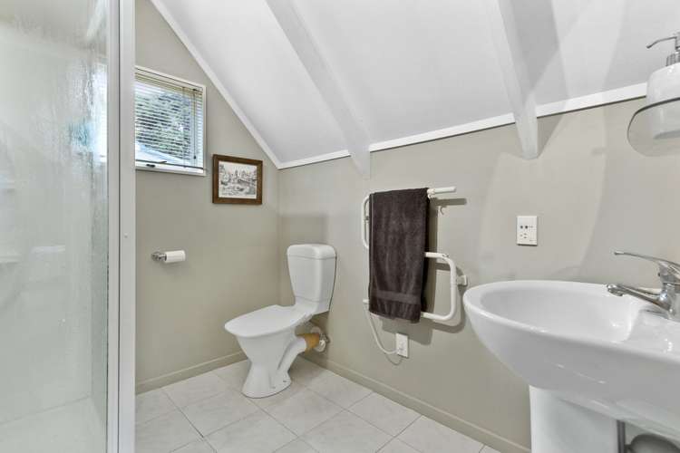 17a Woodfern Crescent Titirangi_10