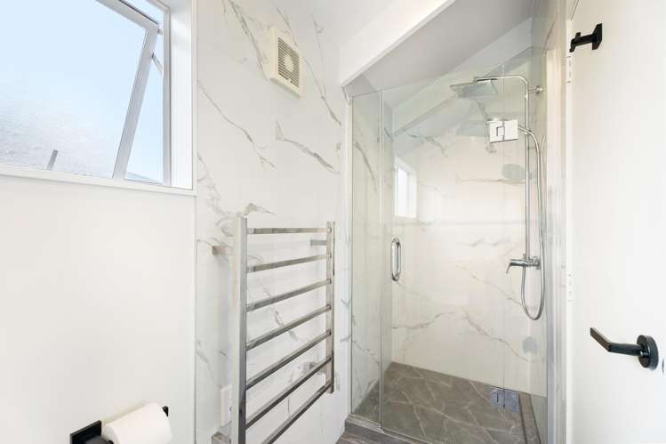 3/6 Fifth Avenue Mount Albert_15