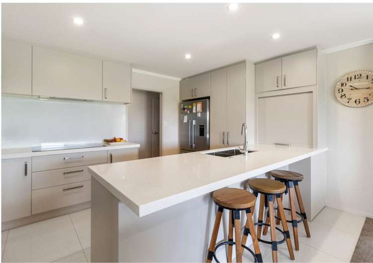 64 Hawthorne Lane Kingseat_20