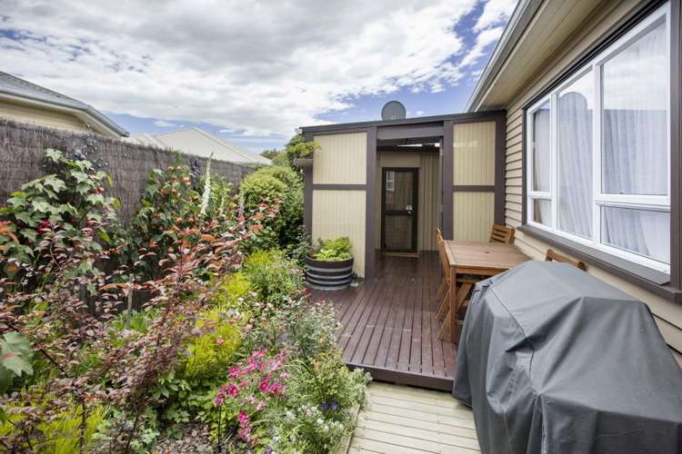 332 Waterloo Road Islington_13